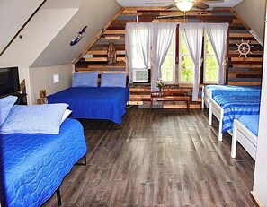 4 chambres, lit parapluie, Wi-Fi gratuit, draps fournis
