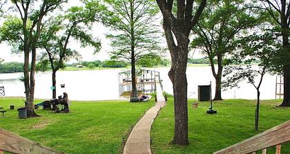 The Lake House on Lake Limestone