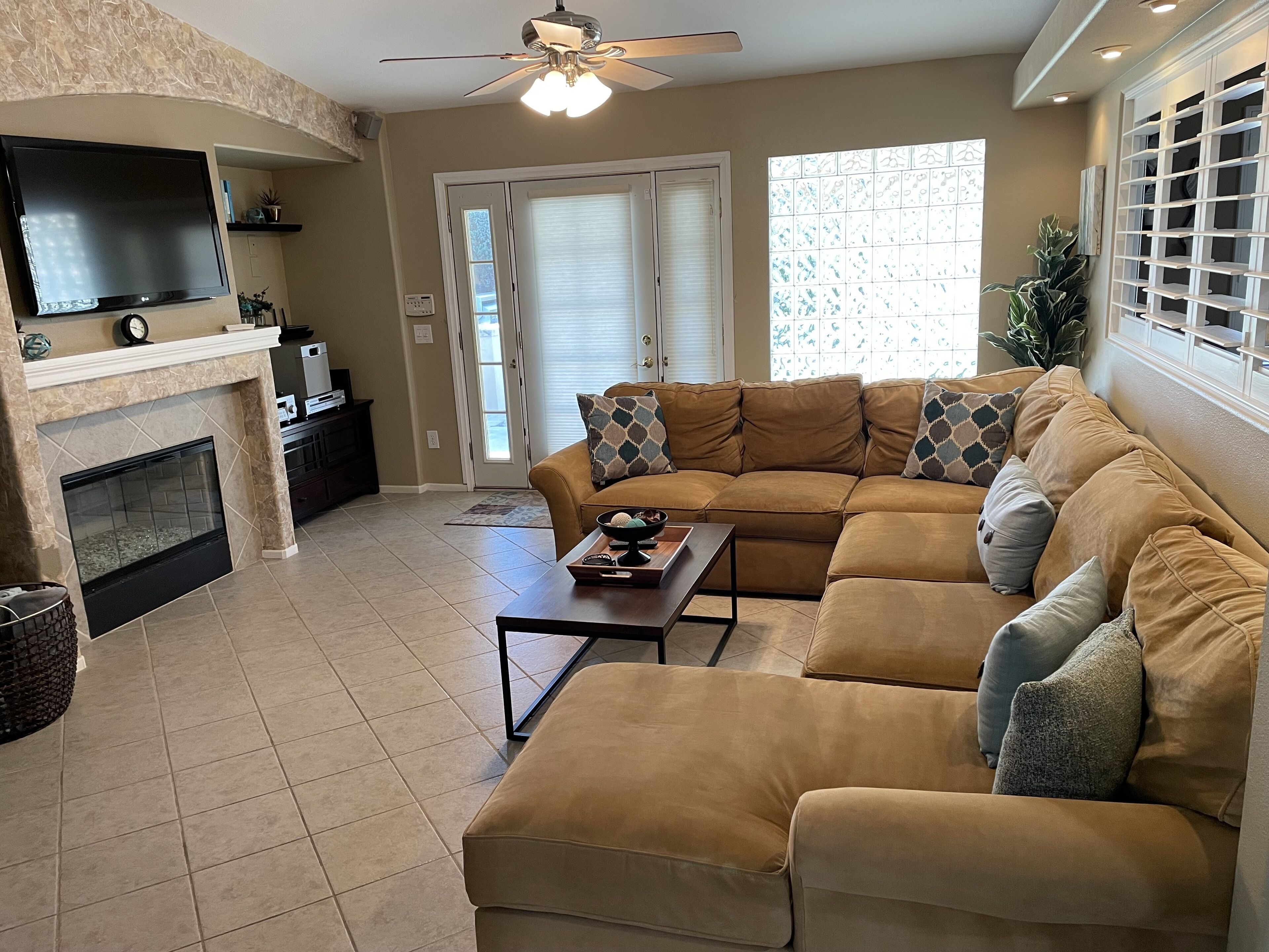 Desert Getaway with Private Saltwater Pool and Hot Tub