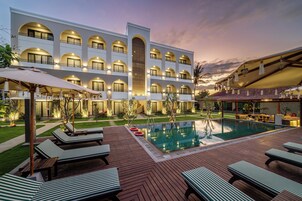 Family Suite | Front of property