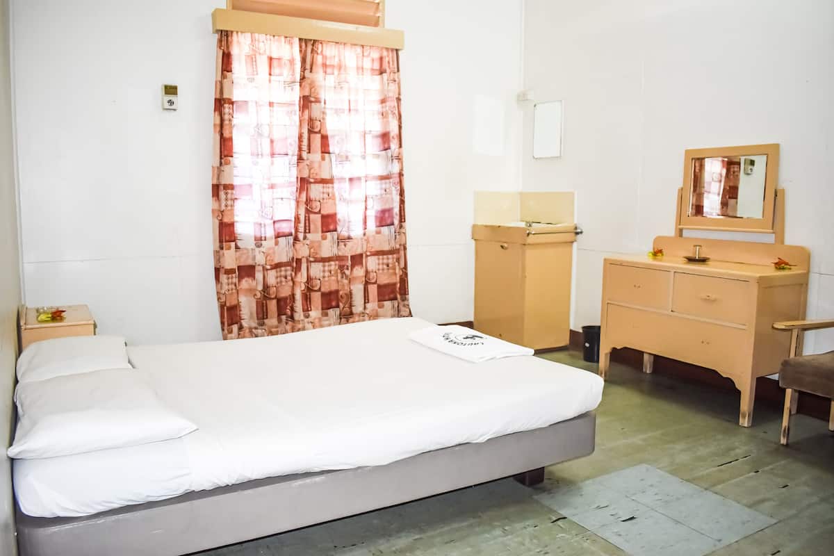 Economy-Zimmer, Gemeinschaftsbad | Bettwäsche