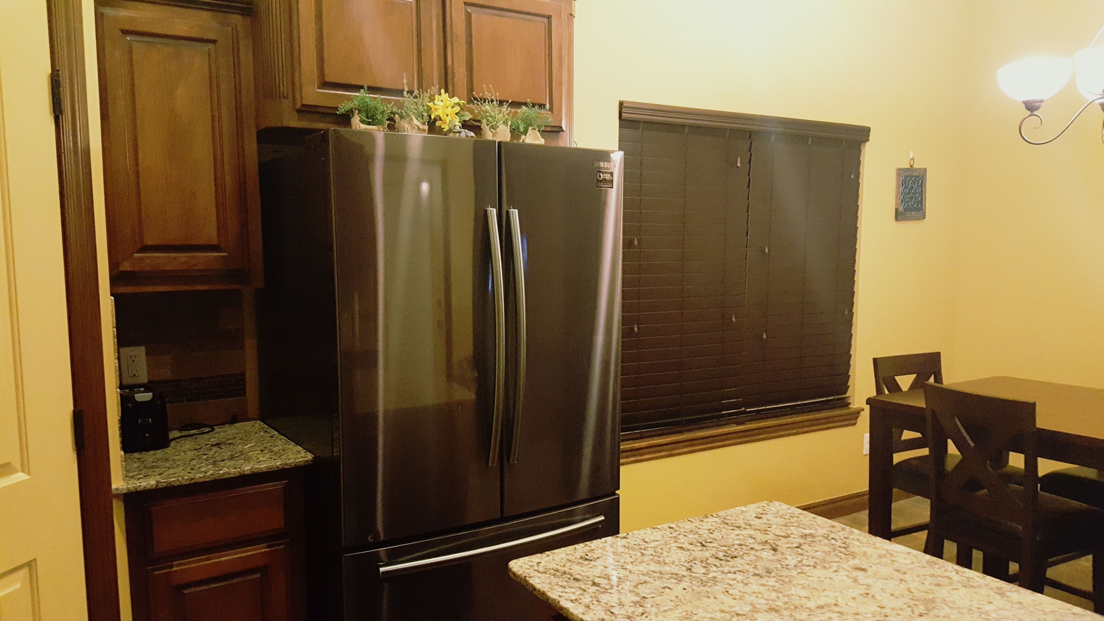 Veteran Owned. 5 Bed Rental. OU Campus.Airport.  Restaurants. Shopping Nearby.