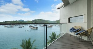 The Phinizy Suite | Minibar, in-room safe, individually furnished, desk - Meruorah Komodo Labuan Bajo (Labuan Bajo)