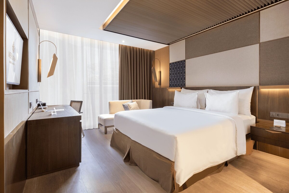 The Signature Room
