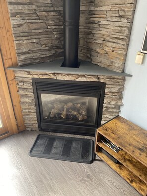 Interior - Keystone Condo- Steps to Lift- Riverfront- Pool-Hot Tub-STR25-00046950 (Dillon)