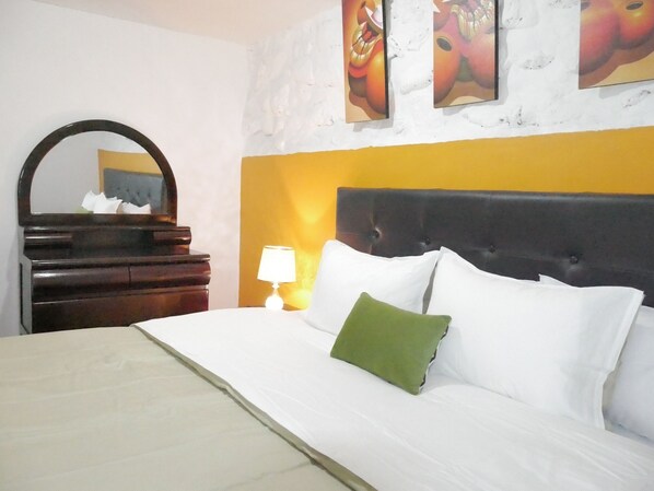 Standard Apartment, 1 King Bed | 1 bedroom, desk, laptop workspace, free WiFi - Cusco Dulce House Apartment (Cusco)