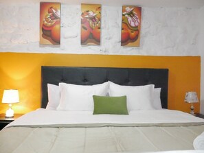 Standard-Apartment, 1 King-Bett | 1 Schlafzimmer, Schreibtisch, laptopgeeigneter Arbeitsplatz