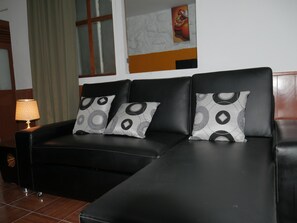 Standard-Apartment, 1 King-Bett | 1 Schlafzimmer, Schreibtisch, laptopgeeigneter Arbeitsplatz