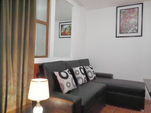 Standard Apartment, 1 King Bed | 1 bedroom, desk, laptop workspace, free WiFi - Cusco Dulce House Apartment (Cusco)