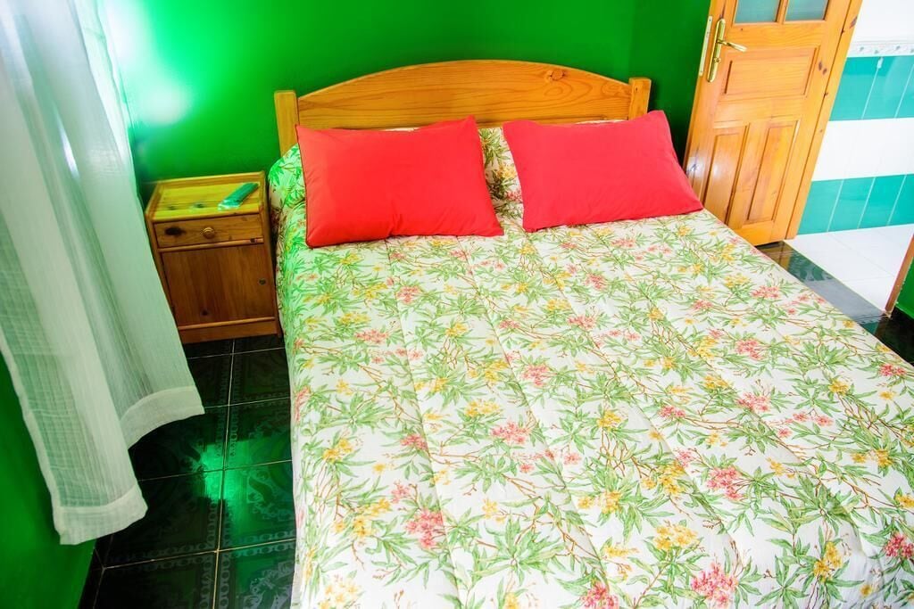 classic double room | 1 bedroom, desk, blackout curtains, free wifi