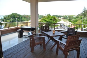 Habitación básica (Private Vacation Home) | Terraza o patio