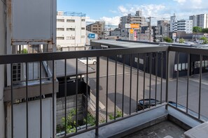 Apartment, 3 Bedrooms (05) | Balkoni