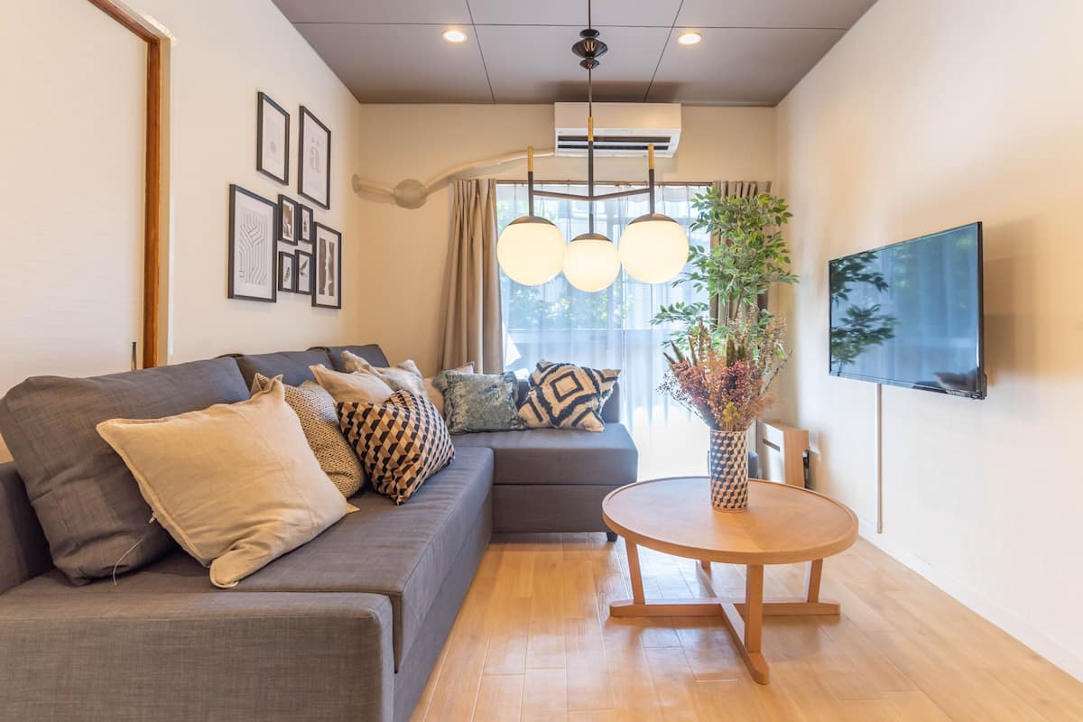 Apartment, 3 Bedrooms (02) | Living room