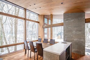 Interior - Gravity by The Hakuba Collection (Hakuba)