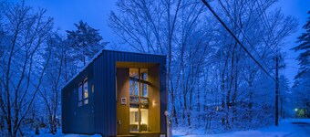 Gravity by The Hakuba Collection 