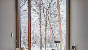 Chalet Luxe, 3 chambres, bain à remous, vue montagne | Centre d’affaires dans la chambre