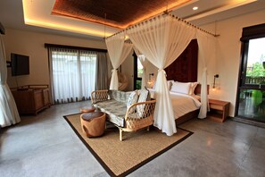 Family Villa | 7 bedrooms, in-room safe, individually furnished, desk - Elite Cassia (Canggu)