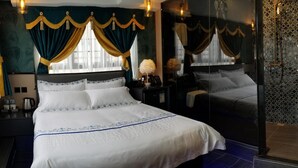 Unclassified image, 4 of 82, button - Star Hotel (Kowloon)