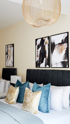 2 soverom, strykejern/-brett og wi-fi (inkludert)