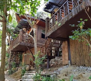 Exterior - The legendary island tells the story of the Viking people who still have a hole (Tambon Ao Nang)