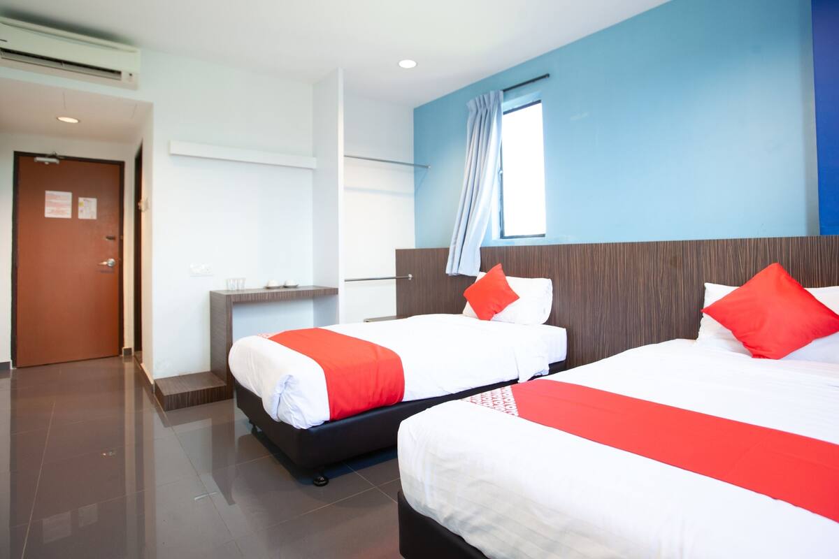 Deluxe Twin kamer | 1 slaapkamer, een bureau, gratis wifi, beddengoed