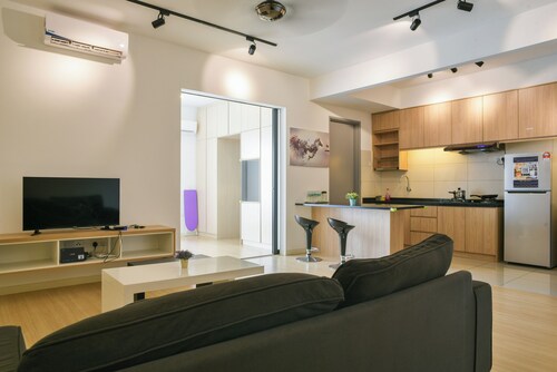 USJ One Subang Jaya by Widebed