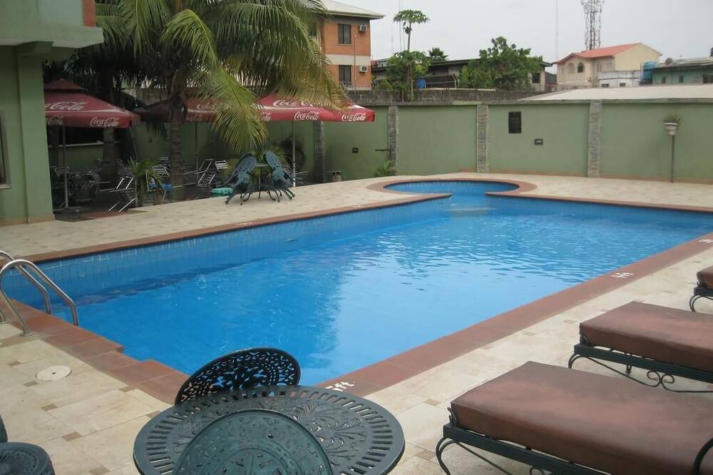 Newton Hotel Festac