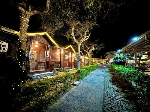 Tian Xiu Mountain Village