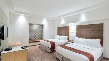 Family Room | In-room safe, desk, soundproofing, iron/ironing board