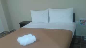 Kamar Standar | Setrika/meja setrika