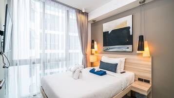 2 bedrooms, in-room safe, free WiFi, bed sheets