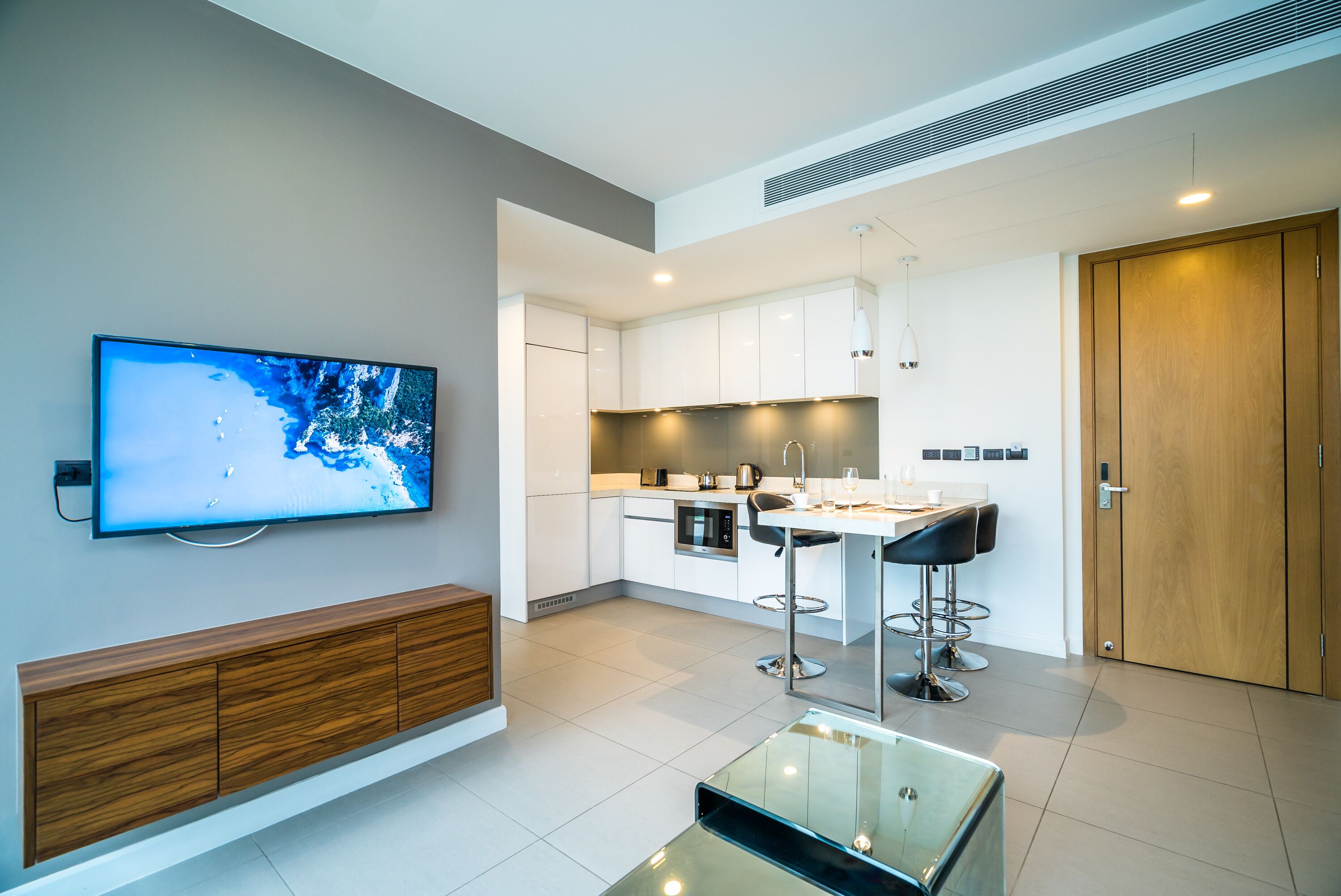 2 Bedrooms Condo | 2 bilik tidur, peti besi dalam bilik, Wi-fi percuma, cadar katil 