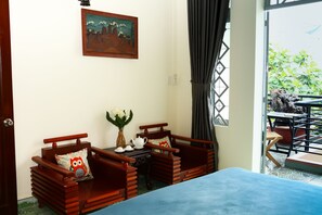 Double Room, Balcony | Desk, iron/ironing board, free WiFi - PT House (Ho Chi Minh City)