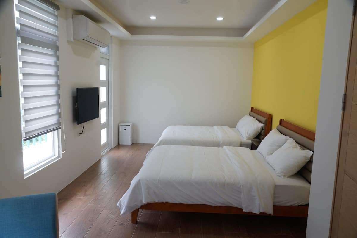 Sistema de insonorización, wifi gratis y ropa de cama