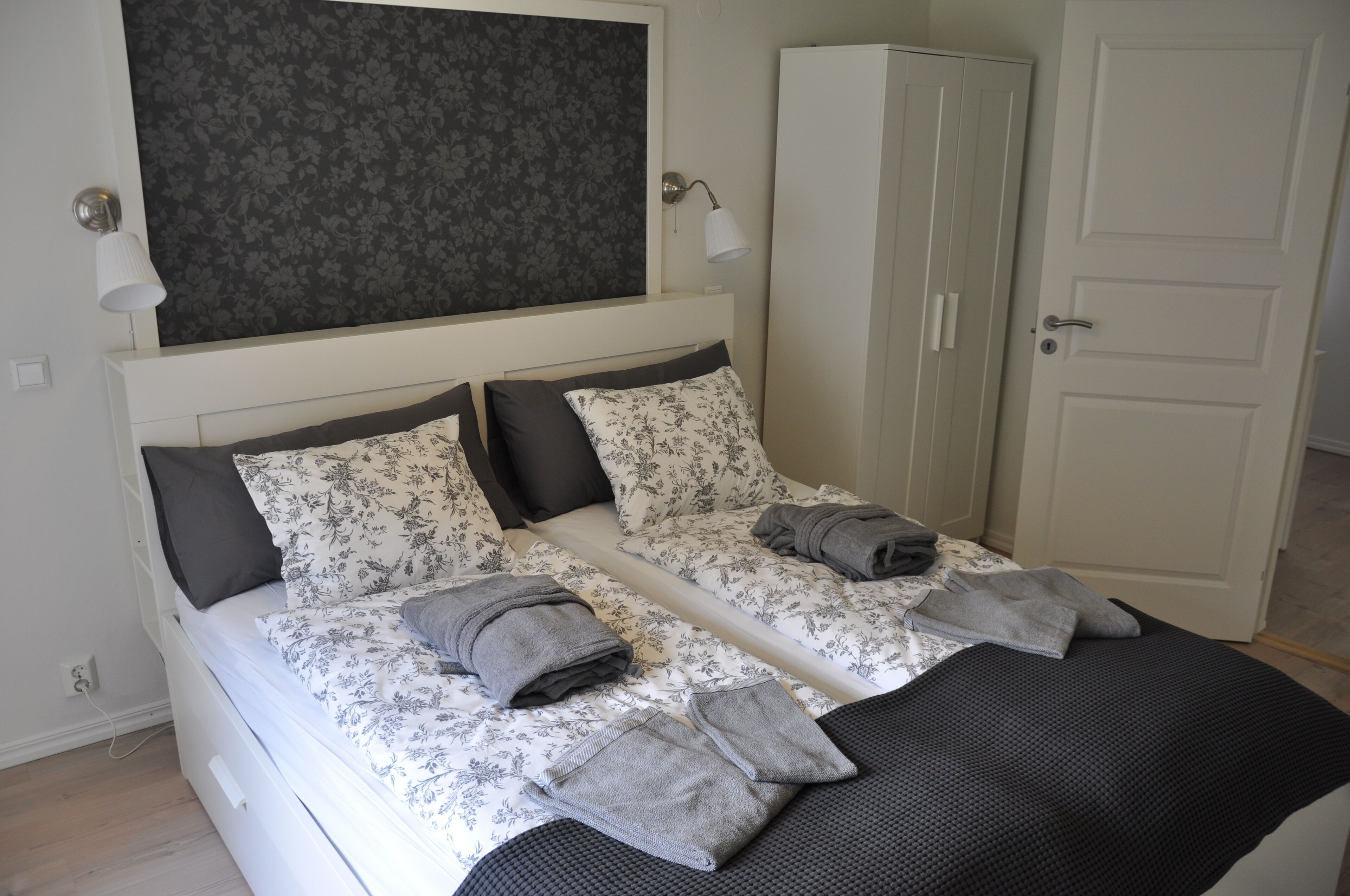 deluxe studio | individually decorated, individually furnished, desk, laptop workspace