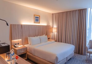 Egyptian cotton sheets, premium bedding, down duvets, pillow-top beds - La Casa Hotel Amman (Amman)