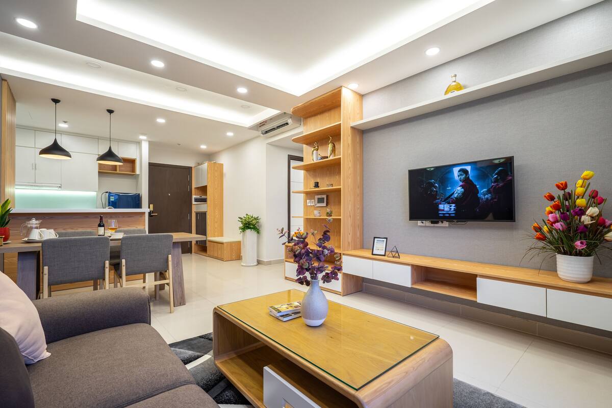 Apartment with Terrace | 2 bedrooms, individually decorated, individually furnished, desk