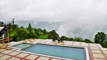 Alberca al aire libre