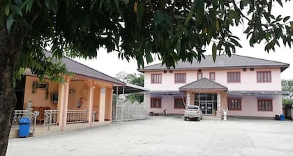 Hongkham guesthouse Xiengkhouang Laos