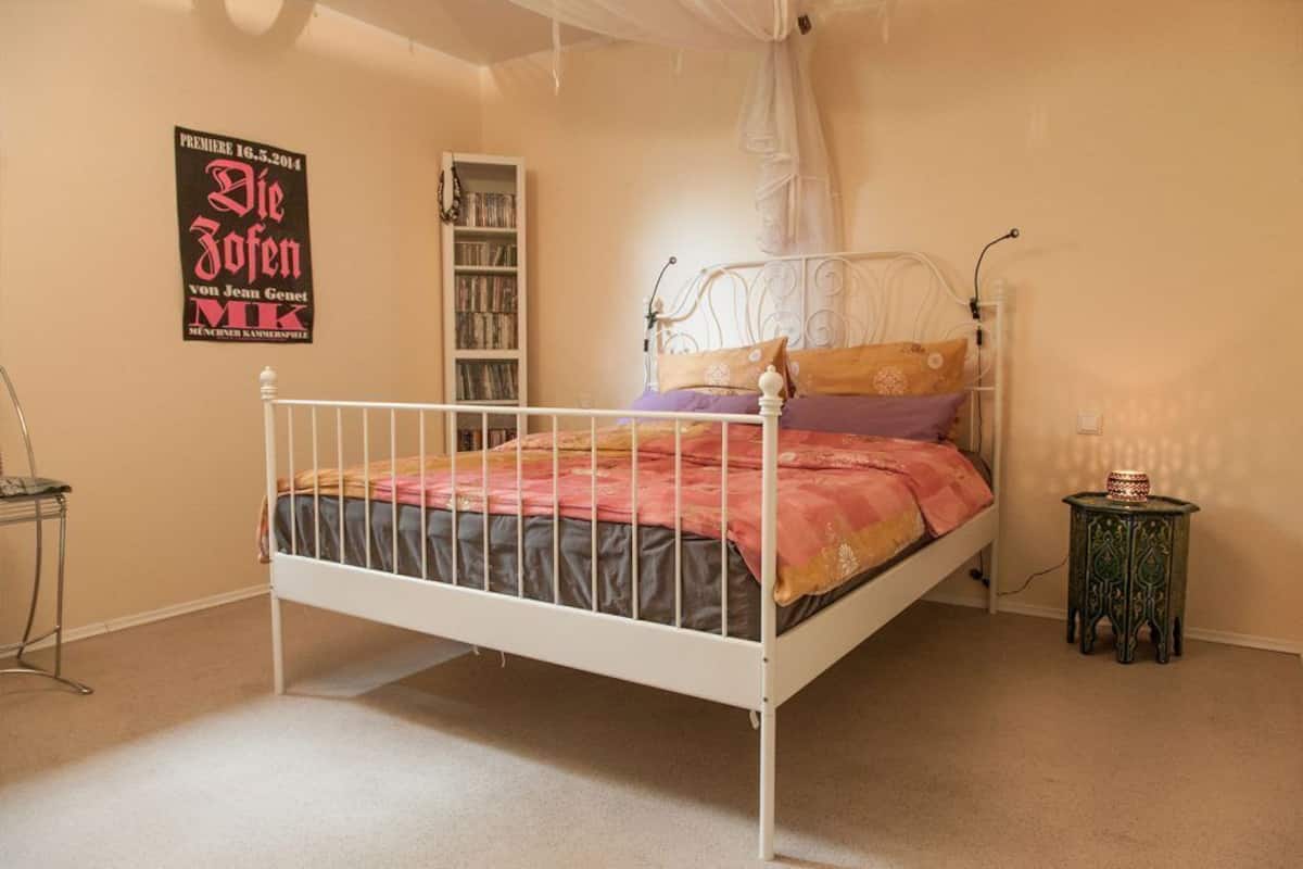 2 bedrooms, blackout curtains, soundproofing, iron/ironing board