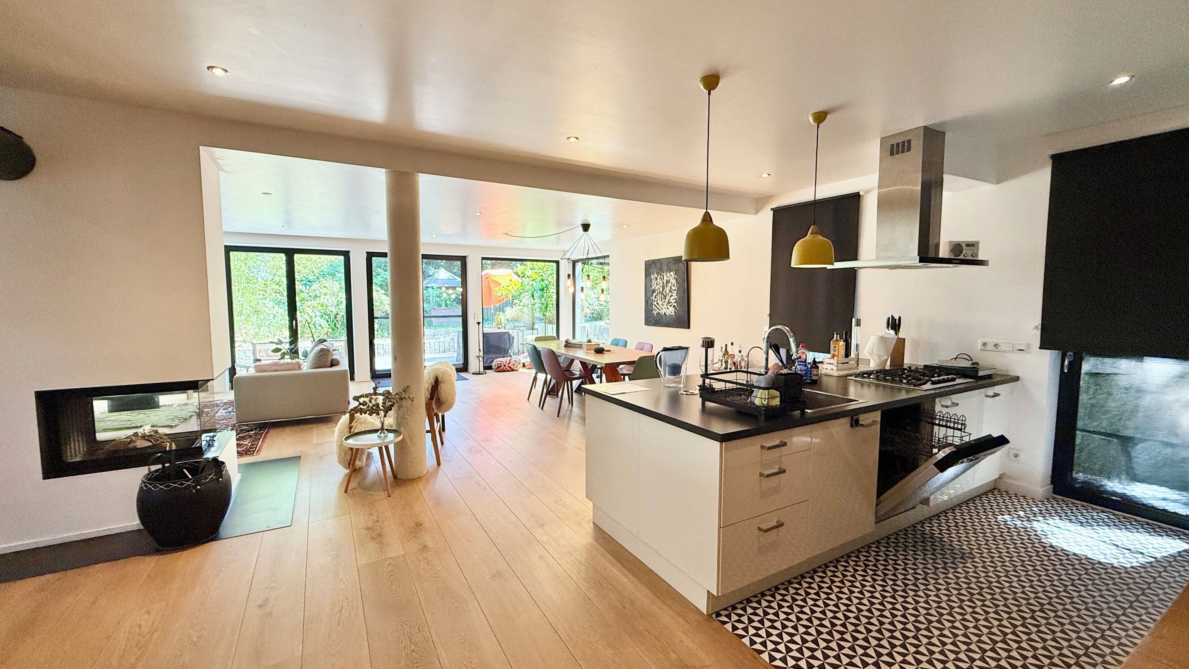 Apartment (Cleaning Fee 120 EUR to be paid up front) | 2 bedrooms, blackout drapes, soundproofing, iron/ironing board