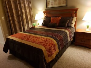 House | 4 bedrooms, iron/ironing board, free WiFi, bed sheets - Disney Area Luxury Condo (Kissimmee)