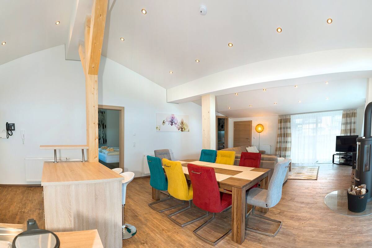 Deluxe Penthouse | Living area