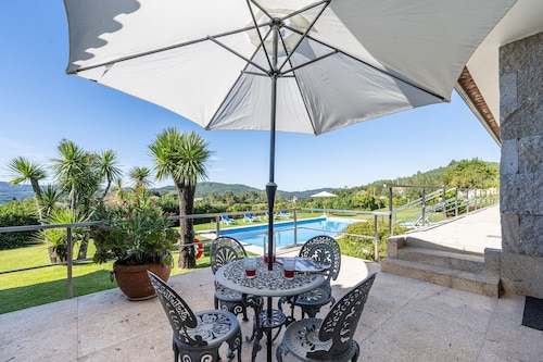 Villa 206 Spacious Villa Ideal for Large Groups