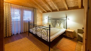 3 bedrooms, premium bedding, in-room safe, soundproofing - Feriendorf Wildschönau (Wildschönau)