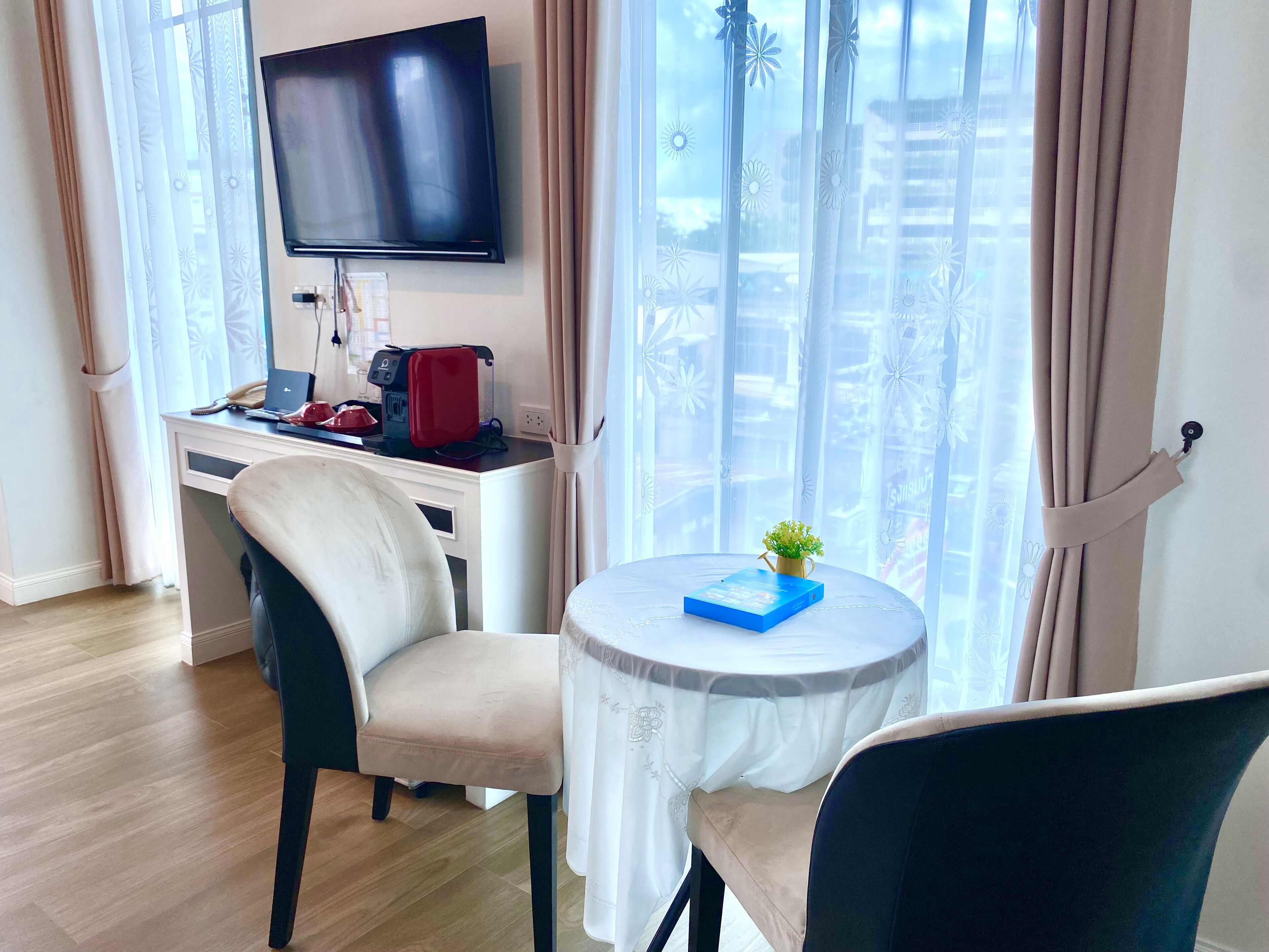 superior pool view room | 1 bedroom, hypo-allergenic bedding, in-room safe, individually decorated