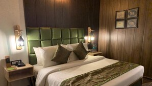 Room - The Harp Corbett by Royal Collection (Ramnagar)