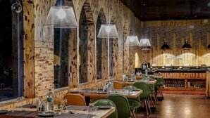 Restaurant - The Harp Corbett by Royal Collection (Ramnagar)