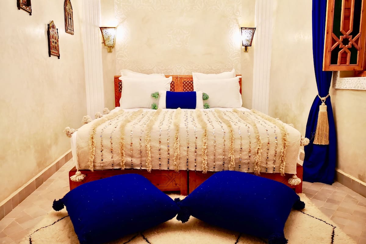 Down duvets, in-room safe, desk, blackout curtains