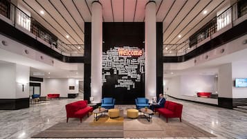 Sala de estar en el lobby